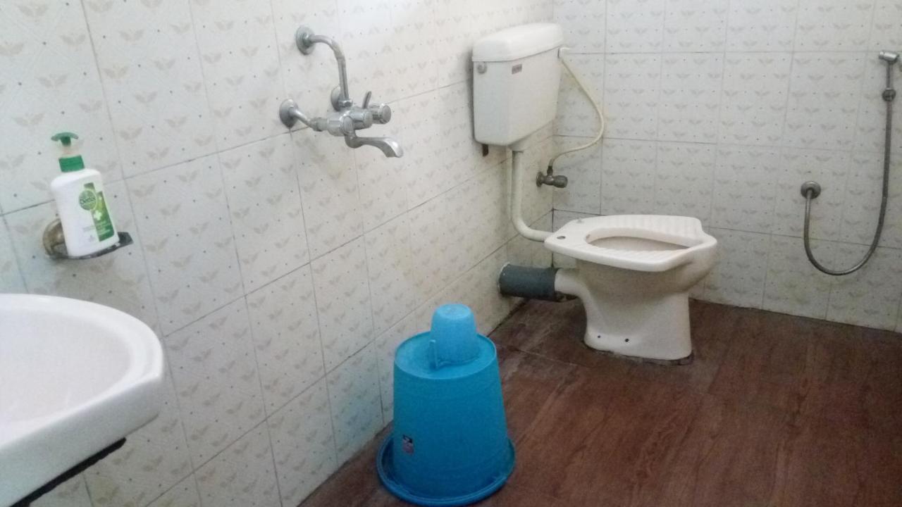 Hotel Sarang Lodge Panvel Exteriör bild
