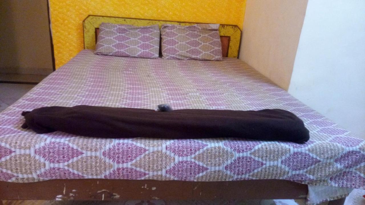 Hotel Sarang Lodge Panvel Exteriör bild